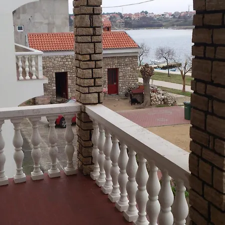 Apartment Apartmani Oaza *